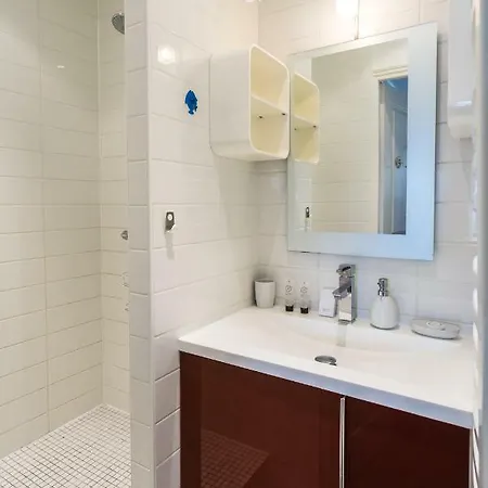 Cmg Nazareth/ Republique Xiv Apartman Párizs